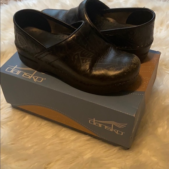 dansko size 37 is what size